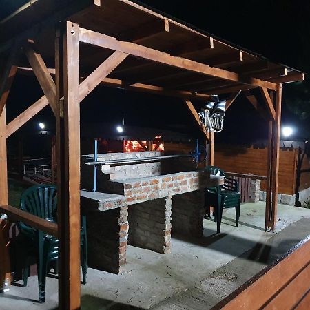 Rooms Poienita Slănic-Moldova Zewnętrze zdjęcie